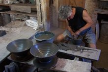 Michel Perfetti dans son atelier